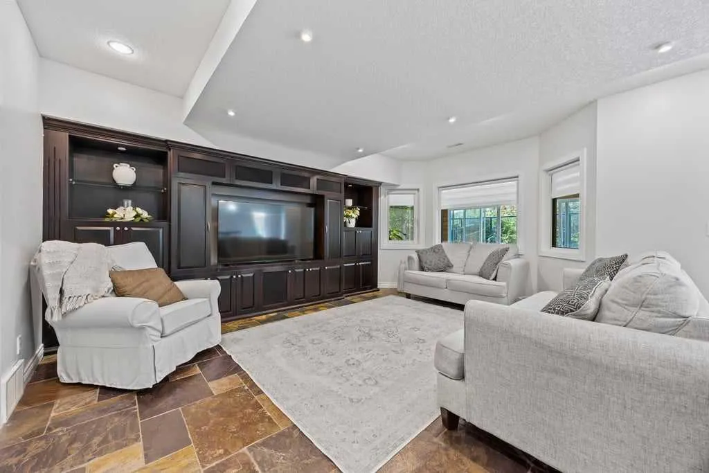 230 Bow Ridge Court