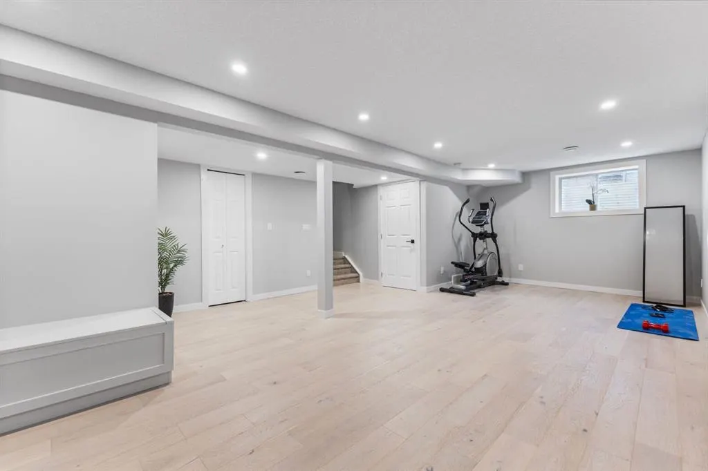 260 West Creek Circle