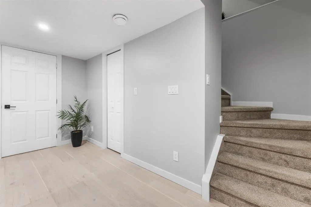 260 West Creek Circle