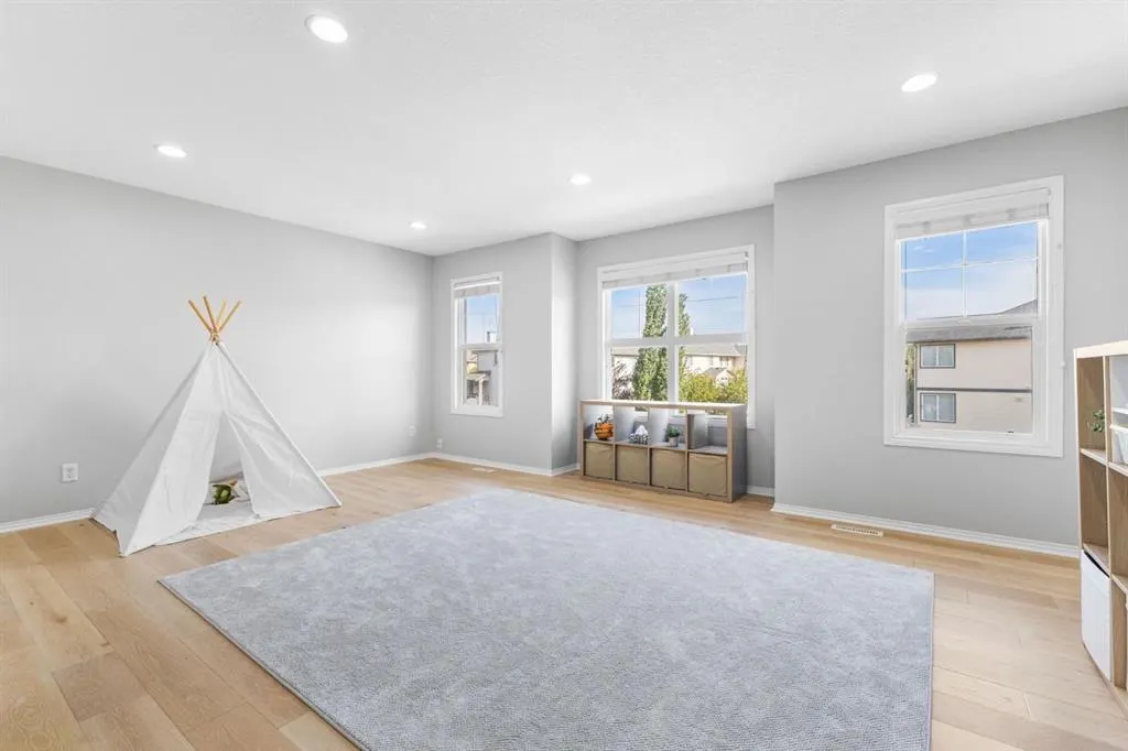 260 West Creek Circle