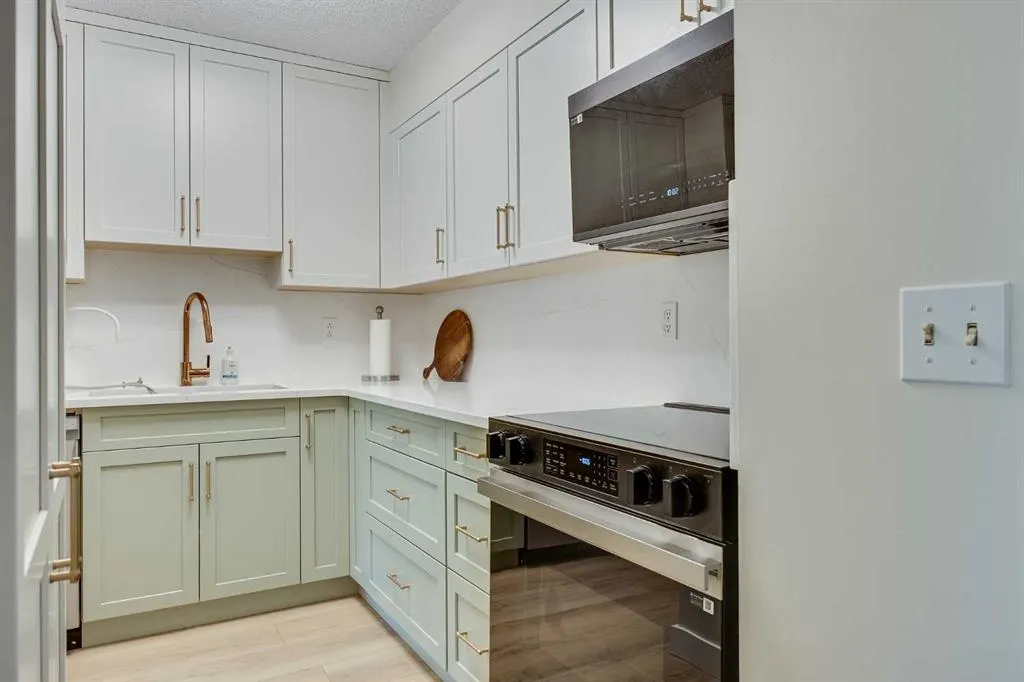 330 15 Avenue SW, #306
