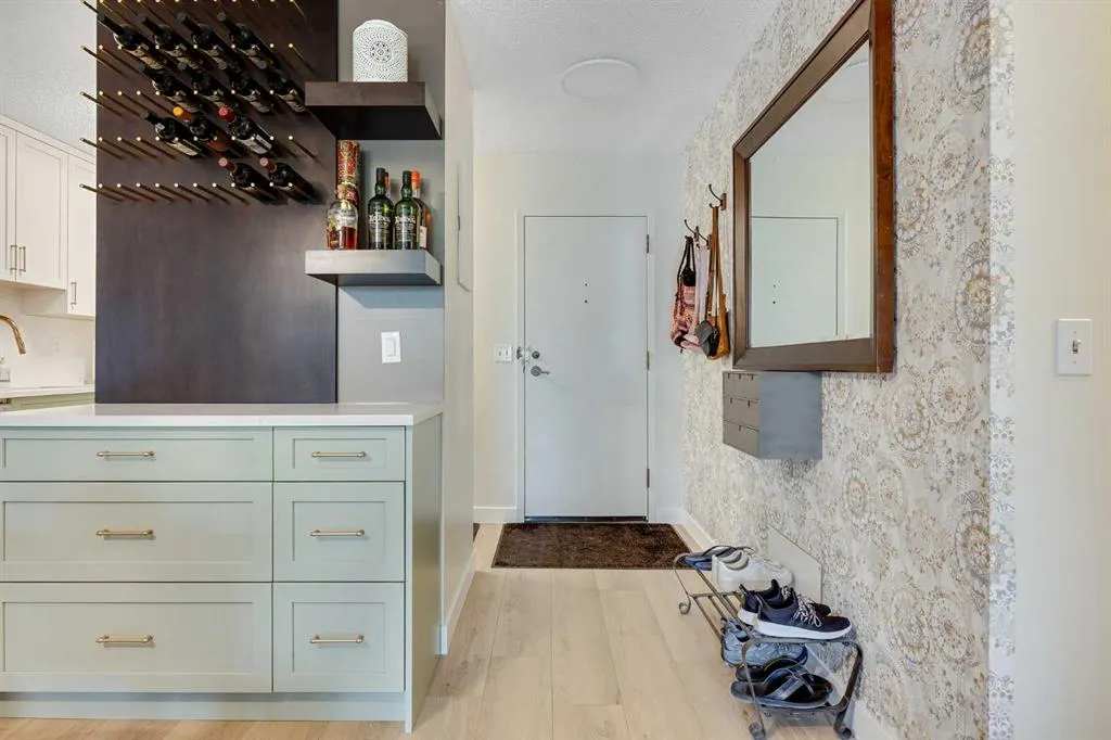 330 15 Avenue SW, #306