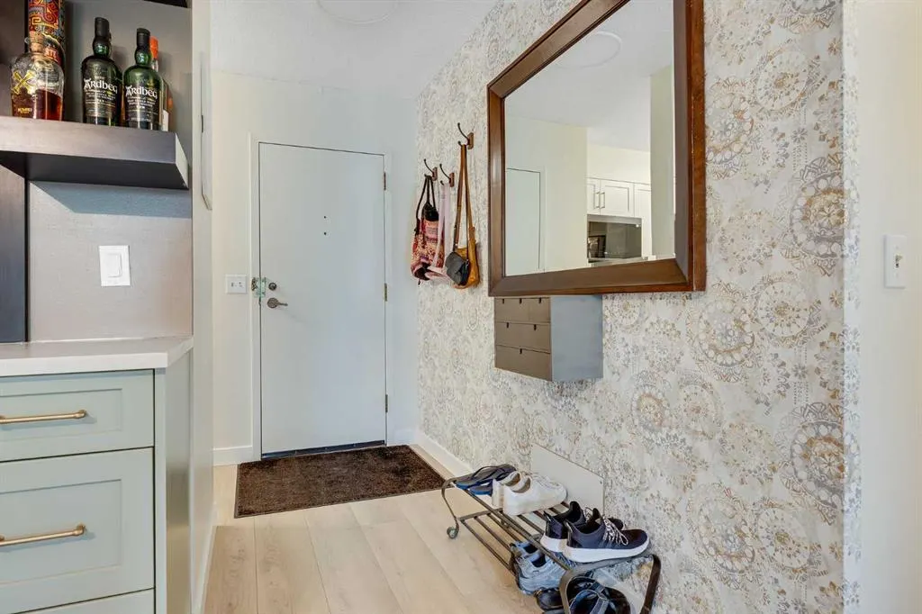 330 15 Avenue SW, #306