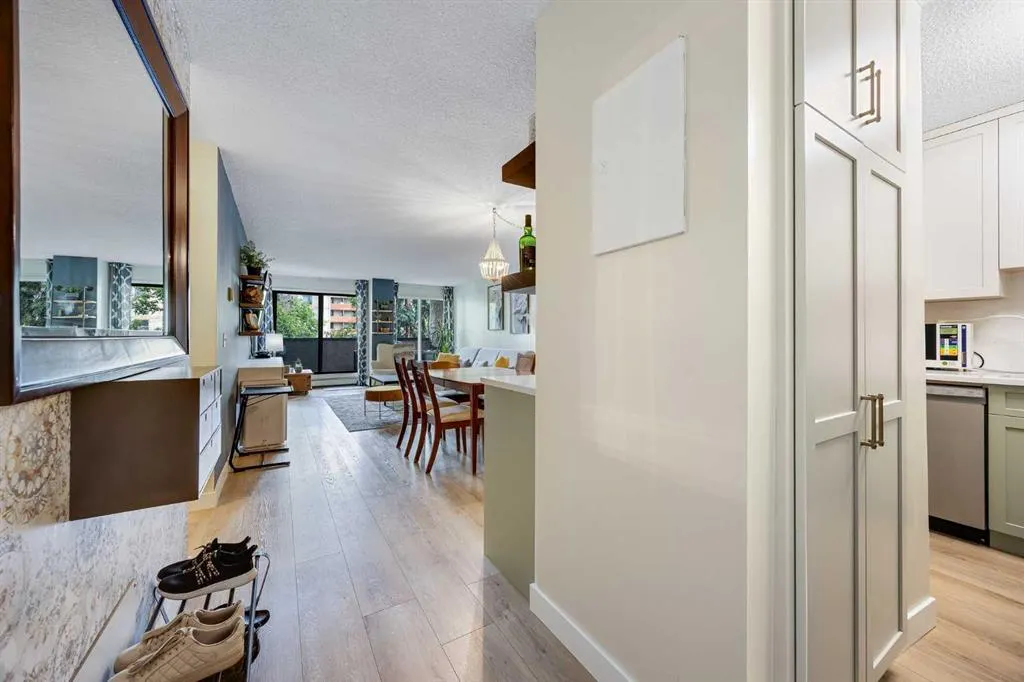 330 15 Avenue SW, #306