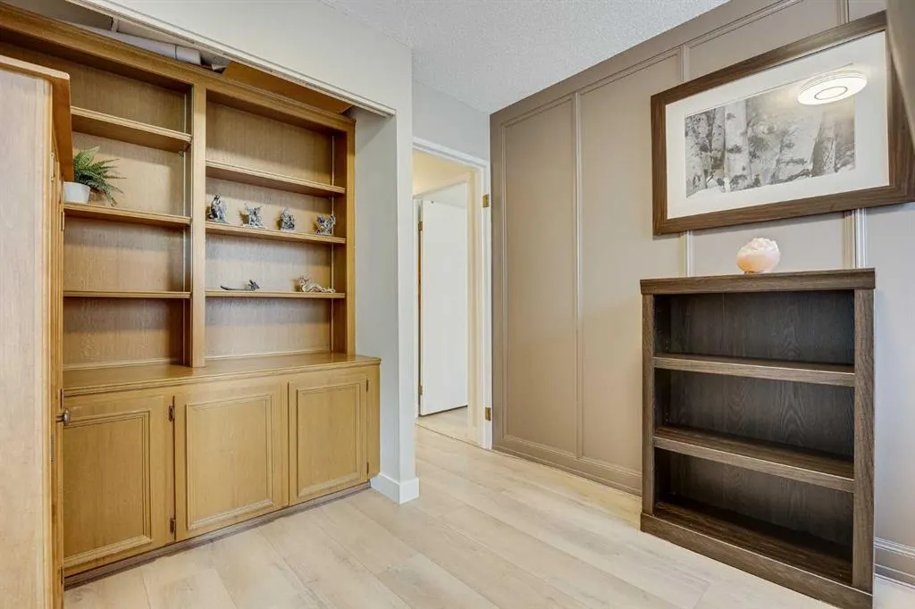 330 15 Avenue SW, #306