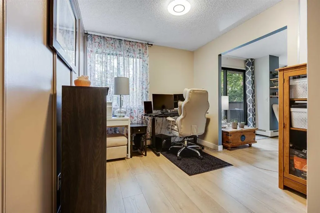 330 15 Avenue SW, #306