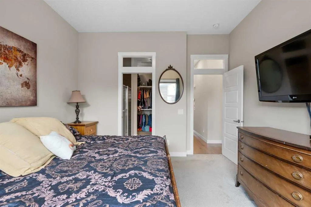 227 Union Avenue SE