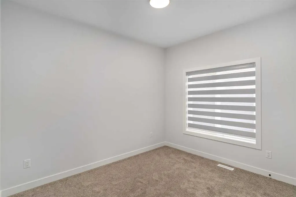 488 Rivercrest View