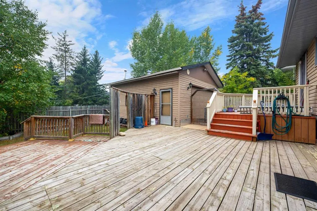 109 Hillcrest Drive