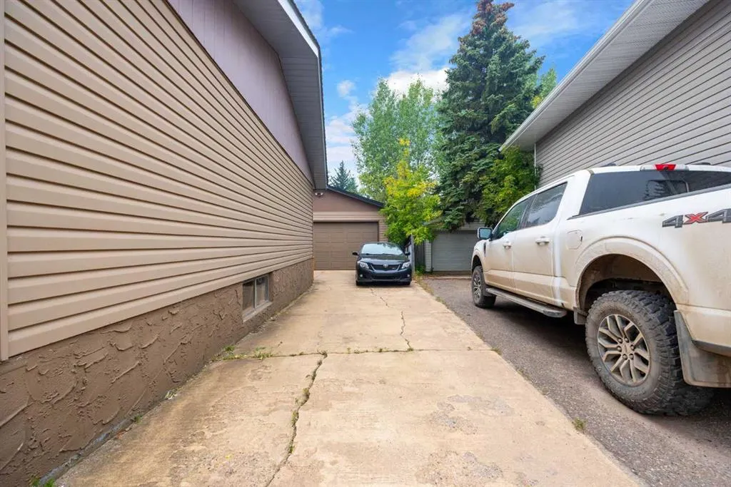 109 Hillcrest Drive