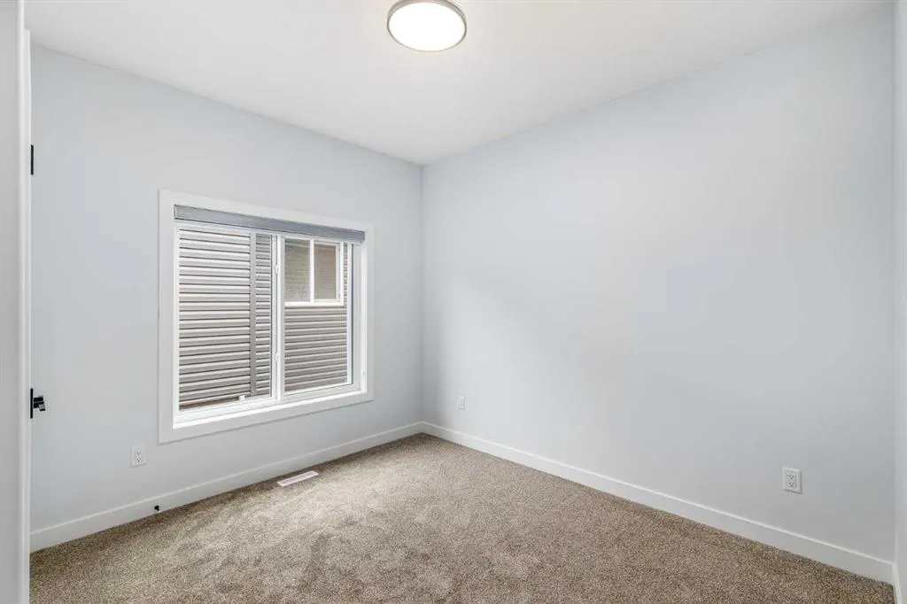 476 Rivercrest View