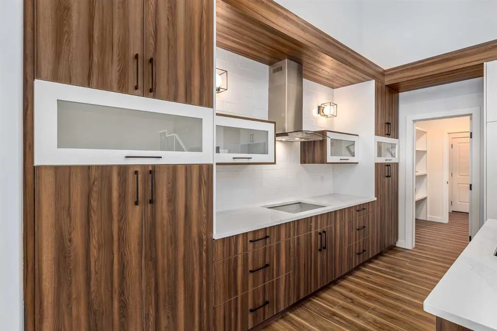 476 Rivercrest View