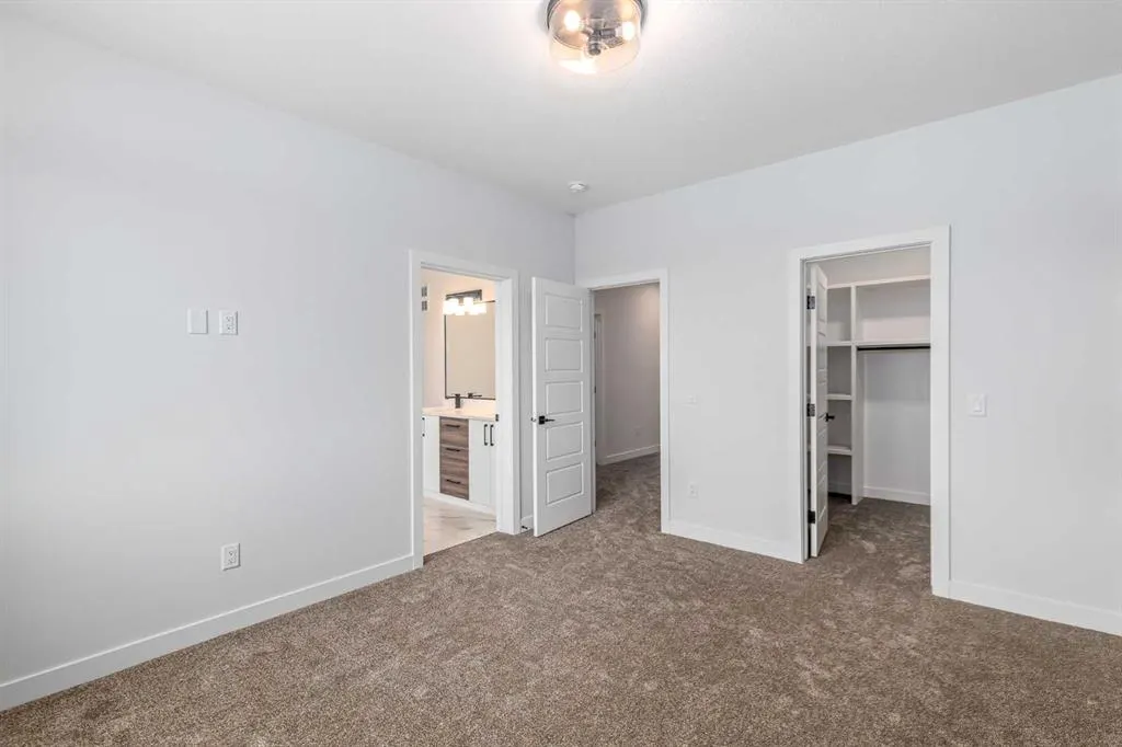 476 Rivercrest View