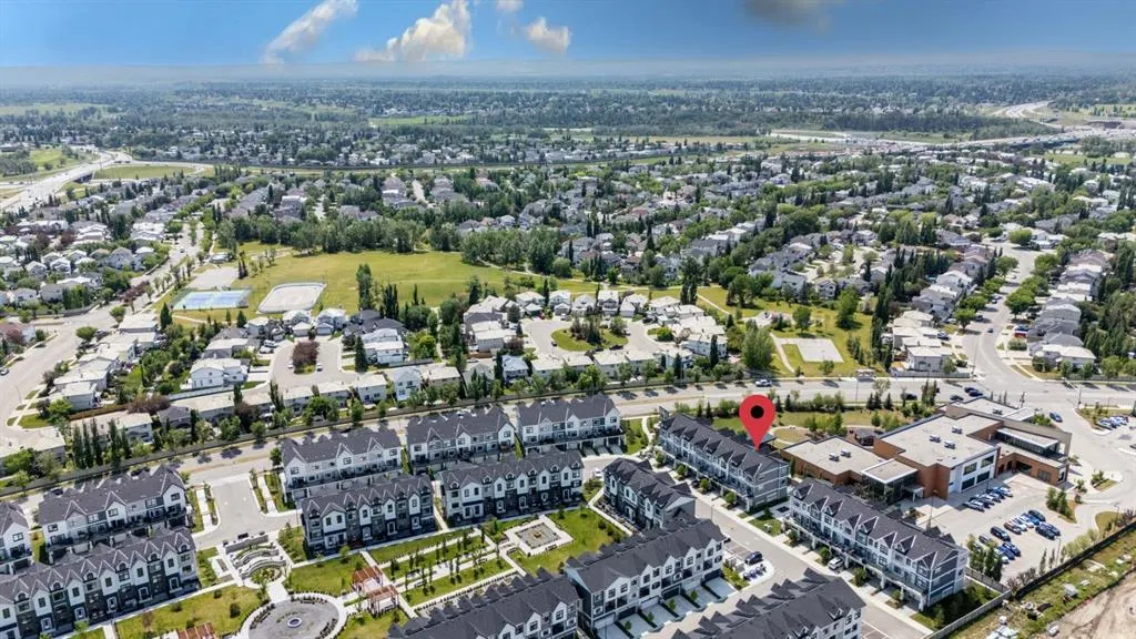 123 Les Jardins Park SE