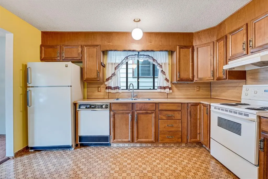 40 Edgeford Road NW
