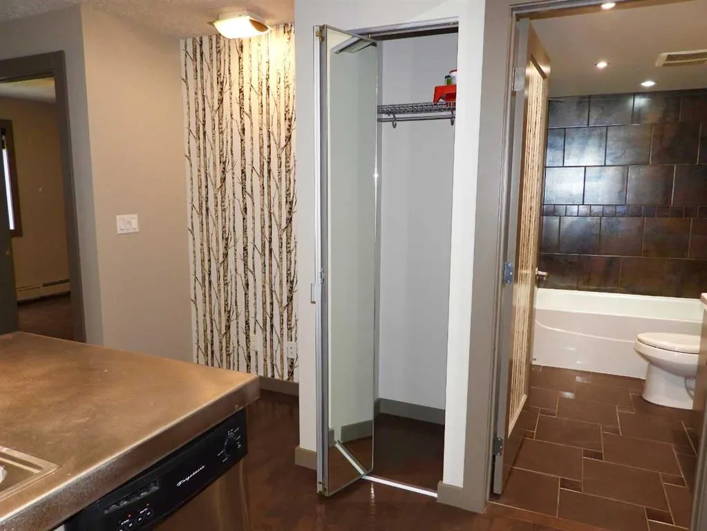 2411 29 Street SW, #104