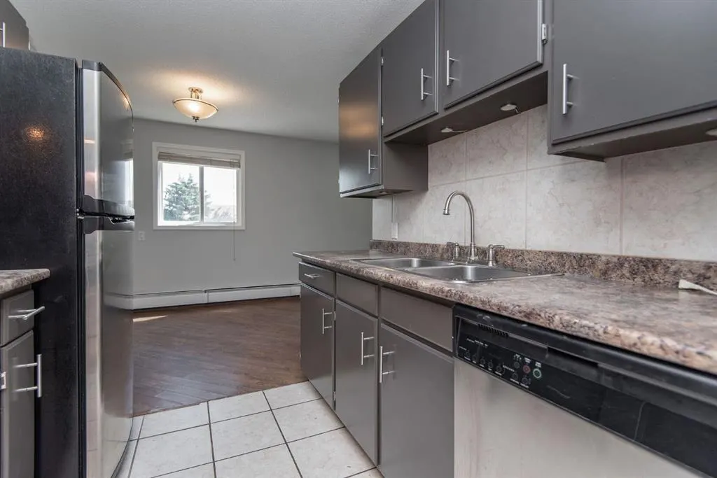 4722 44 Street, #201