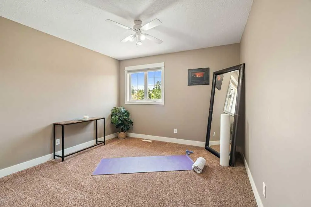 52 Bow Ridge Crescent