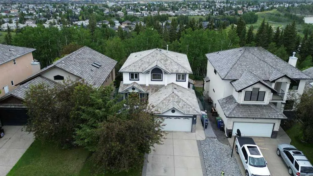 52 Bow Ridge Crescent