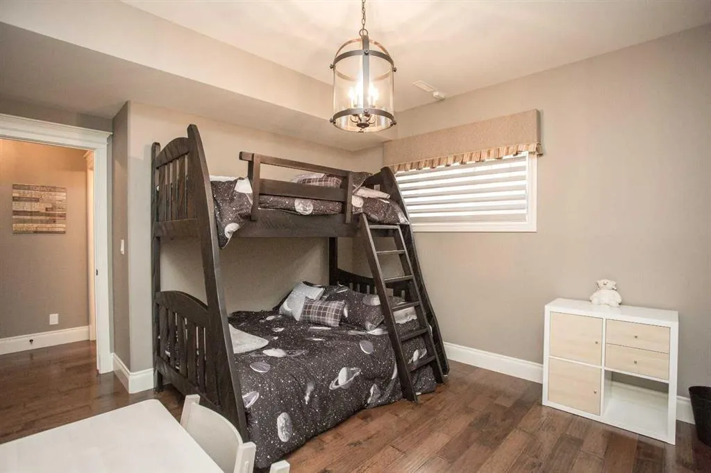 32 Sagewood Close