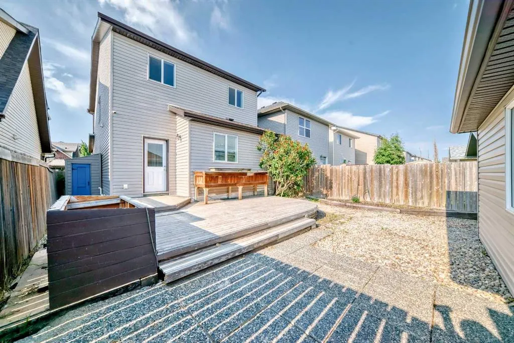 11 Skyview Springs Manor NE
