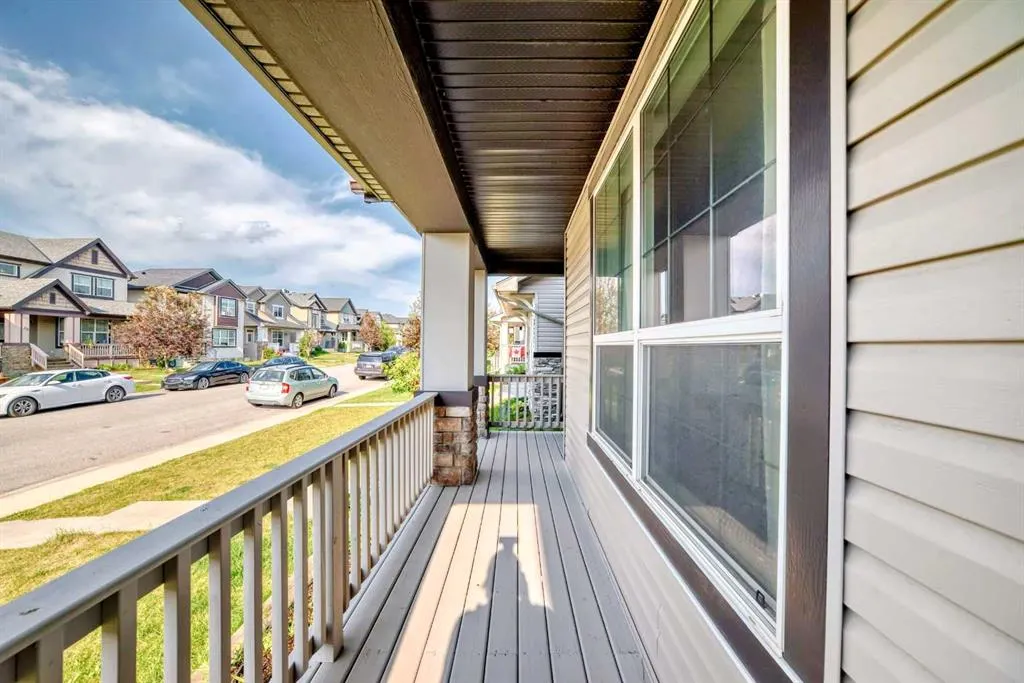 11 Skyview Springs Manor NE