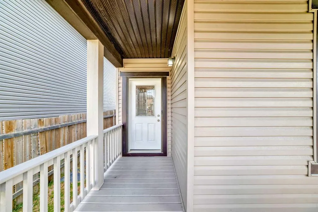11 Skyview Springs Manor NE