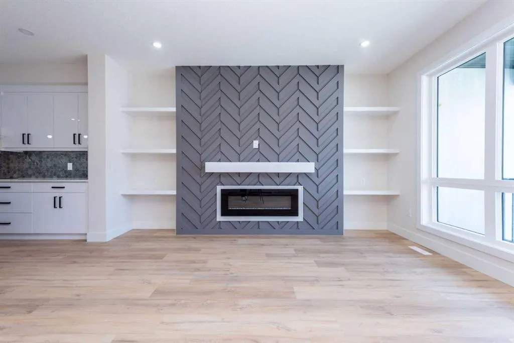 144 Saddlelake Manor NE