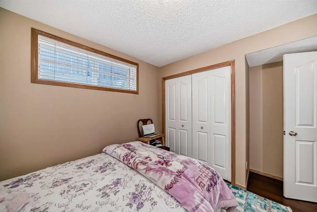 75 Taralea Crescent NE