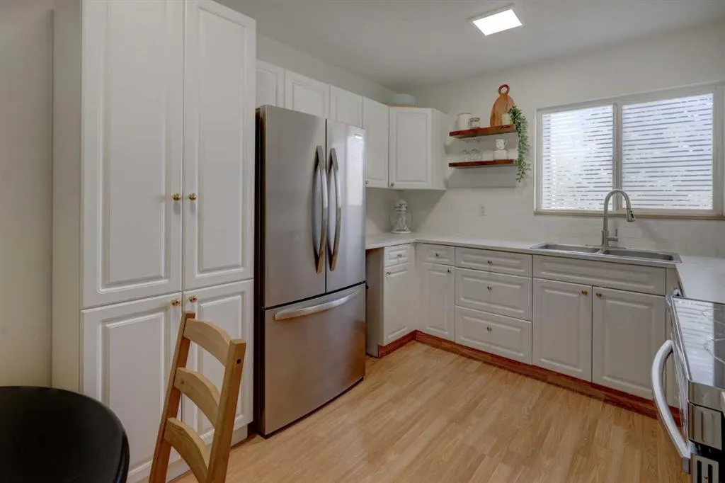 707 Westmount Drive, #10
