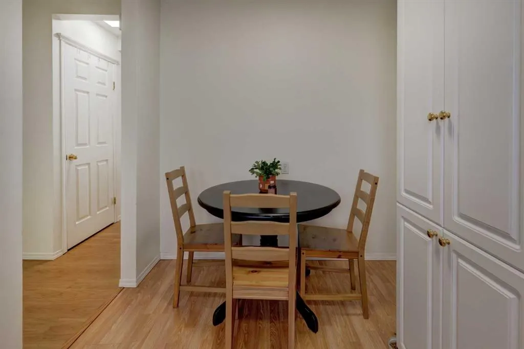 707 Westmount Drive, #10