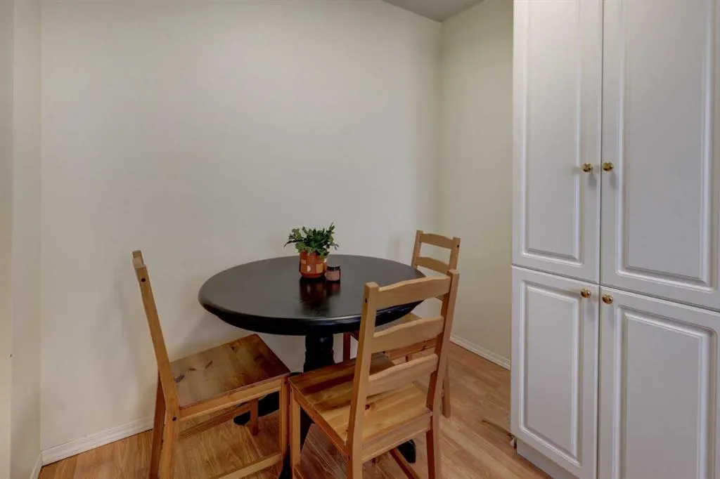 707 Westmount Drive, #10