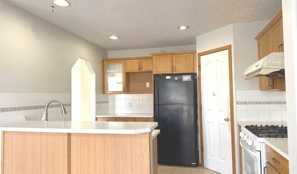 244 Los Alamos Place NE