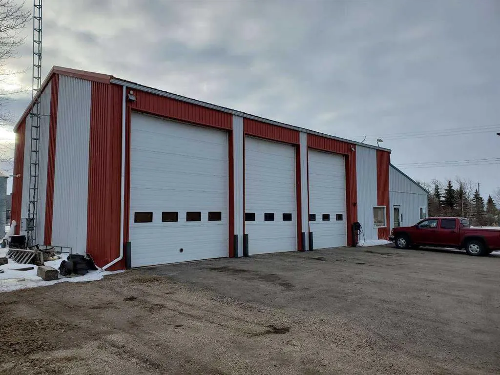 9934 100 Avenue