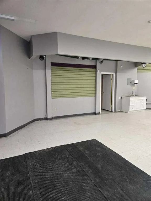 9934 100 Avenue