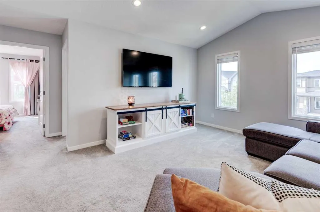 10 Seton Parade SE