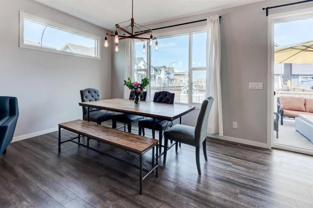10 Seton Parade SE