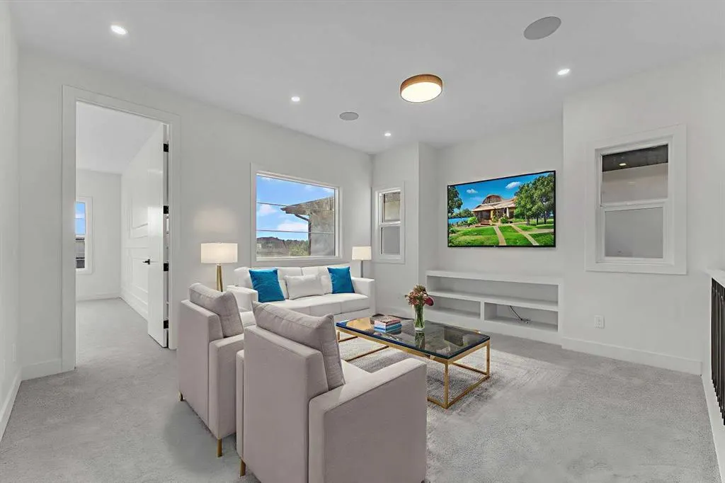 218 Kinniburgh Loop