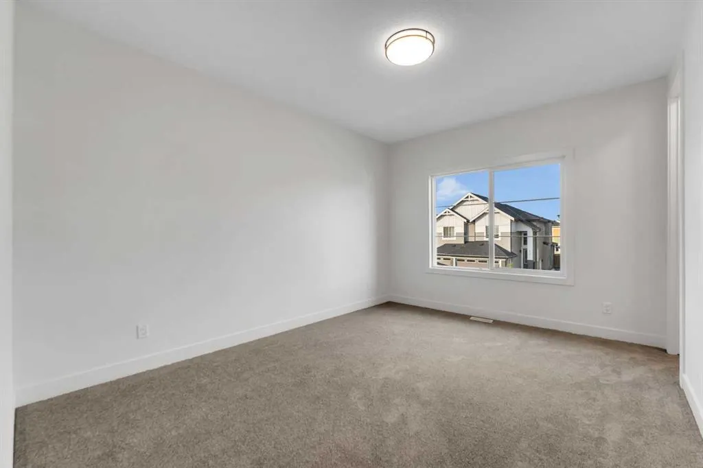 218 Kinniburgh Loop