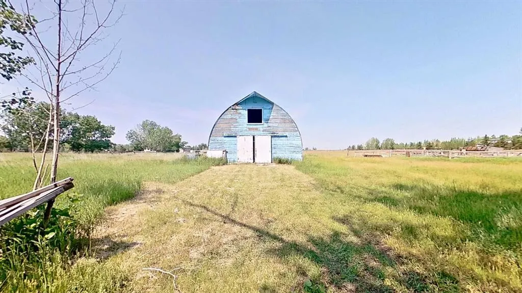 243039 Paradise Road
