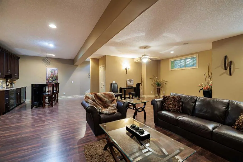 38 Tuscany Glen Park NW
