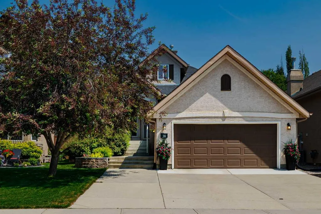 38 Tuscany Glen Park NW