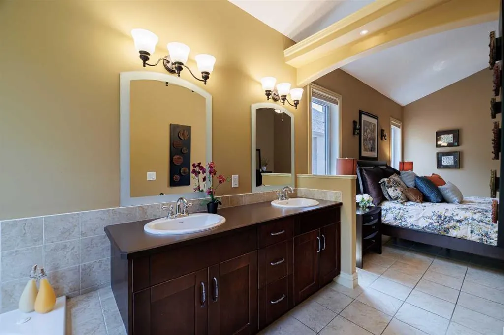 38 Tuscany Glen Park NW