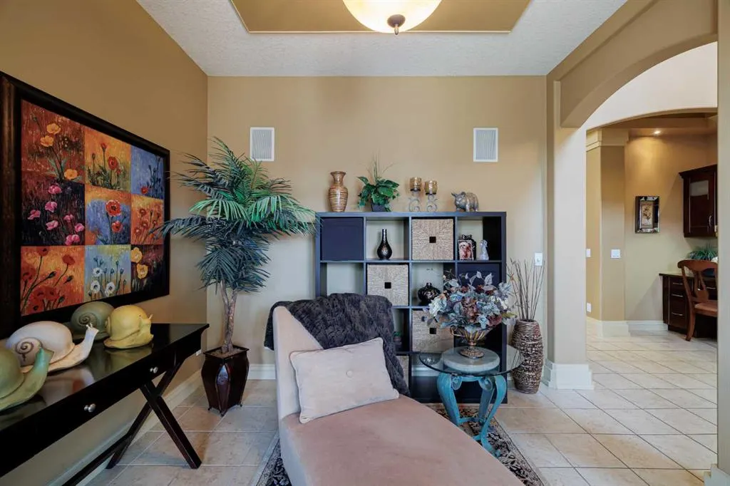 38 Tuscany Glen Park NW