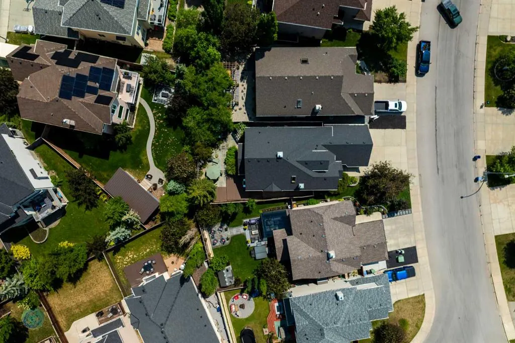 38 Tuscany Glen Park NW