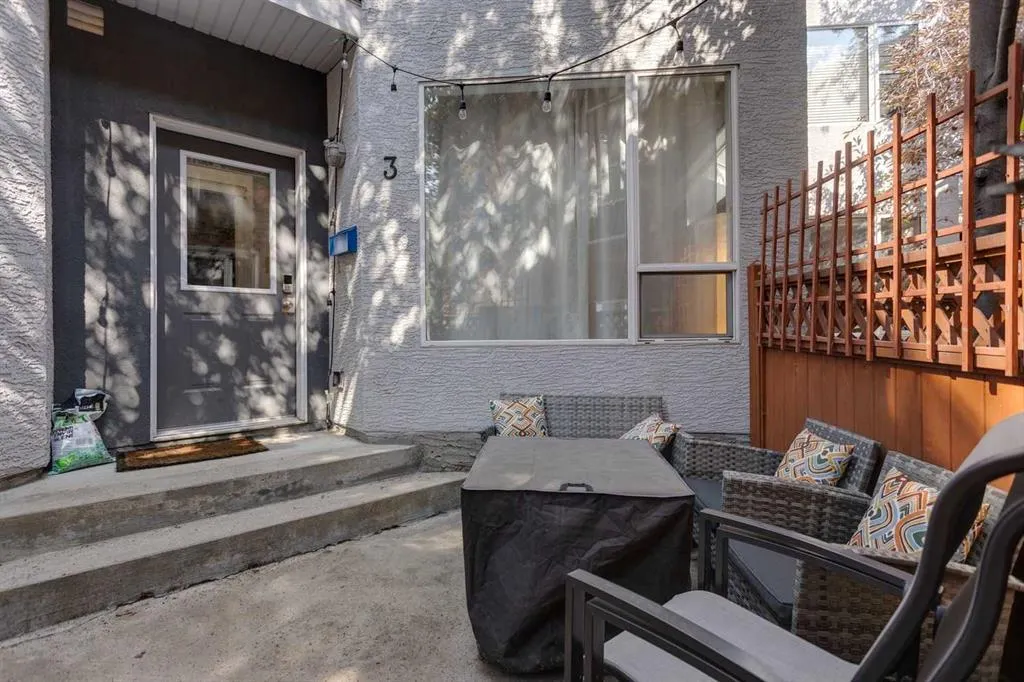 2040 35 Avenue SW, #3