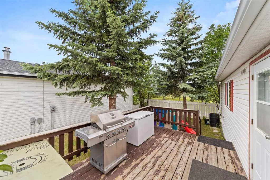 900 Ross Street, #18