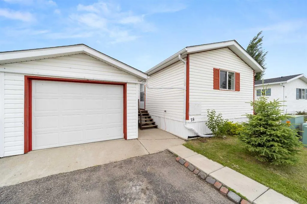 900 Ross Street, #18