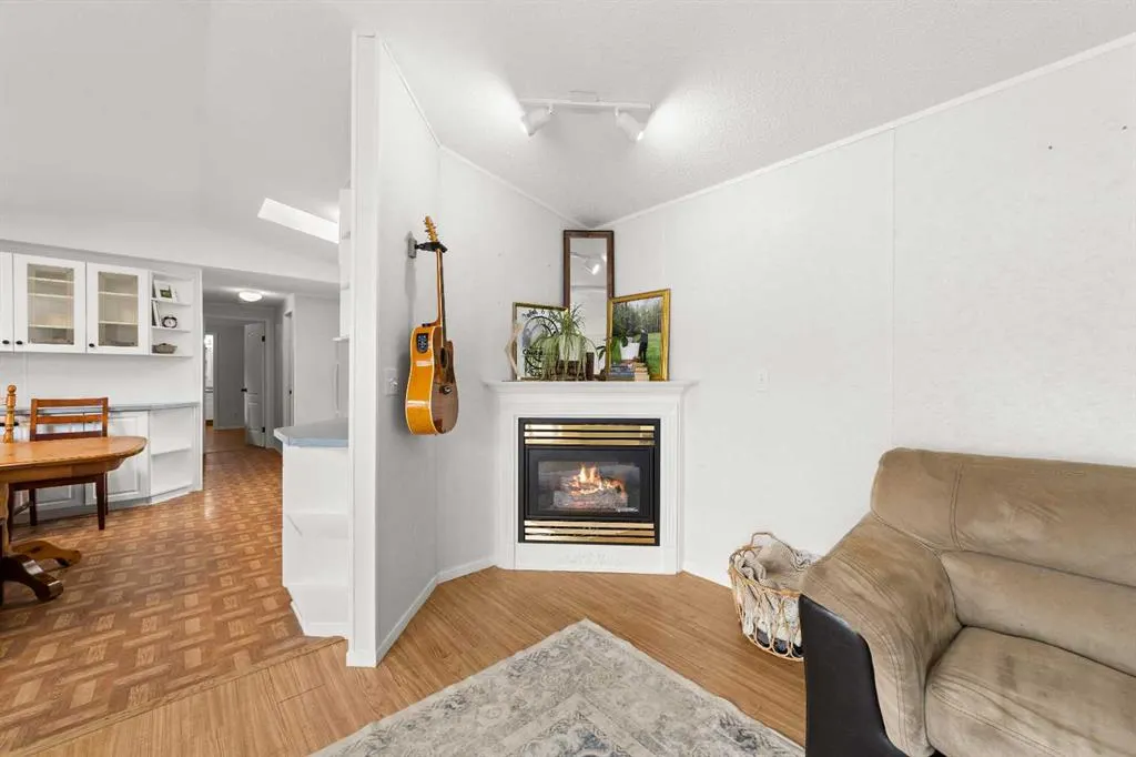 900 Ross Street, #18
