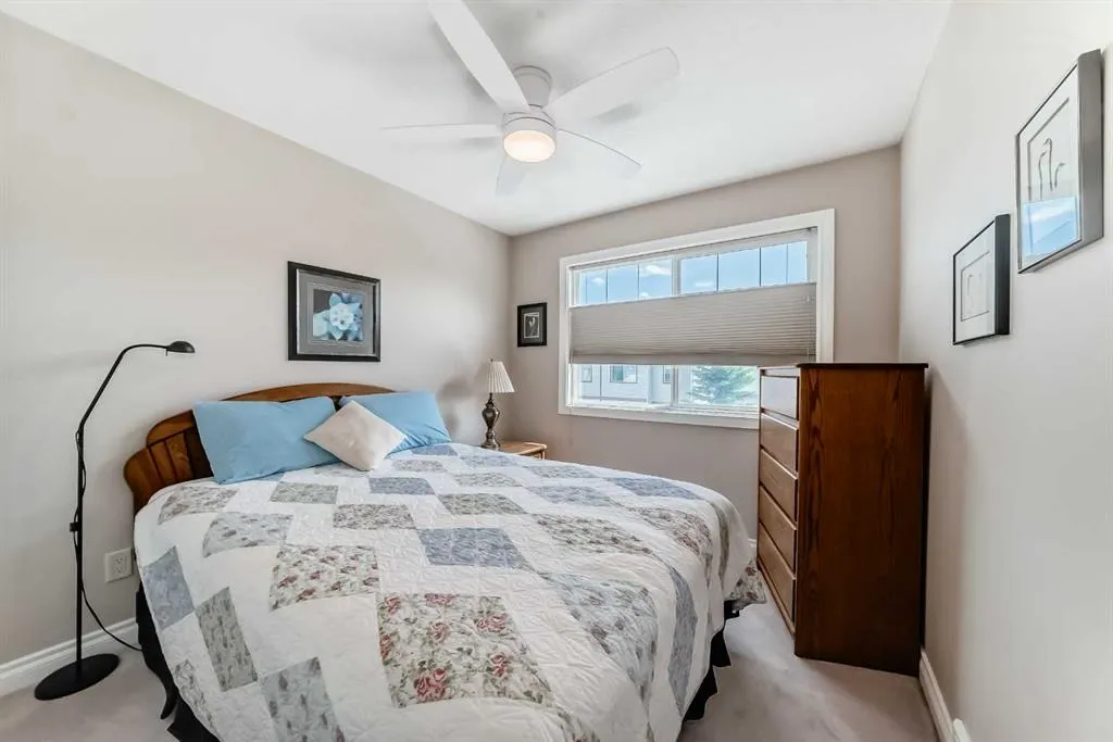 70 Dover Mews SE